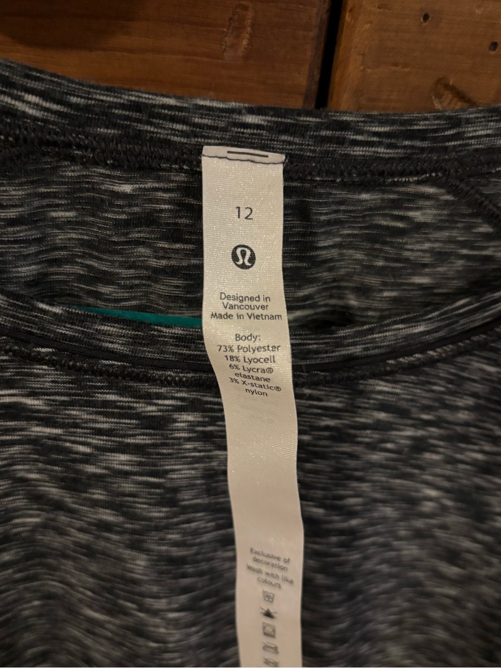 Lululemon - Picture 2 of 2